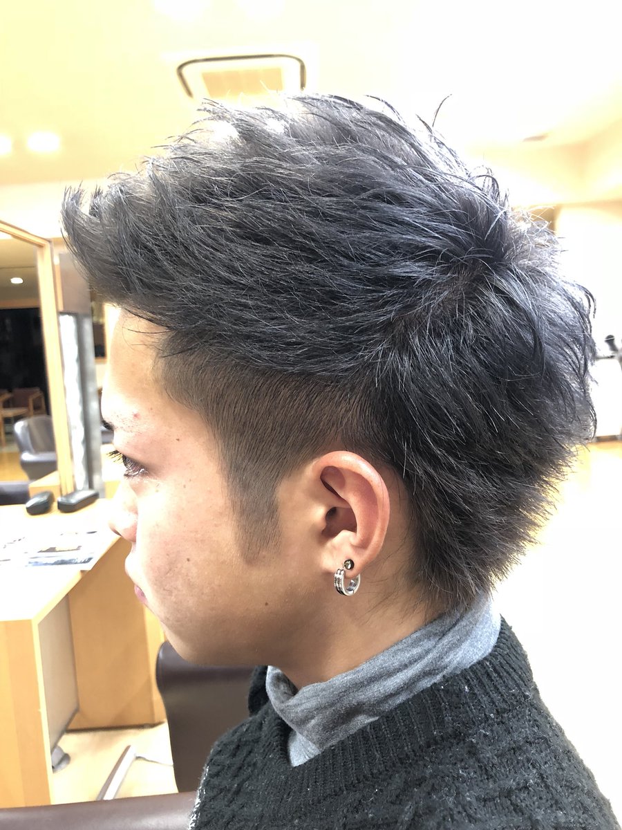 Ryo54405074's tweet photo. foggy greige×foggy bluege

#hair
#hairarrange
#hairset
#salon
#haircolor
#color
#menshair
#mensset
#menscolor
#岡山
#美容師
#美容室
#カラー
#ヘア
#モデル
#ヘアアレンジ
#obm https://t.co/gulEll7yQp