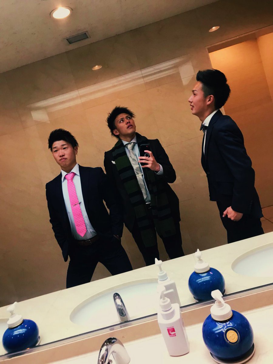 yaka_chan1024's tweet photo. 成人式&amp;同窓会✔️✔️✔️
これからは責任感を持って生きていきたい。 https://t.co/mraWUchFVG