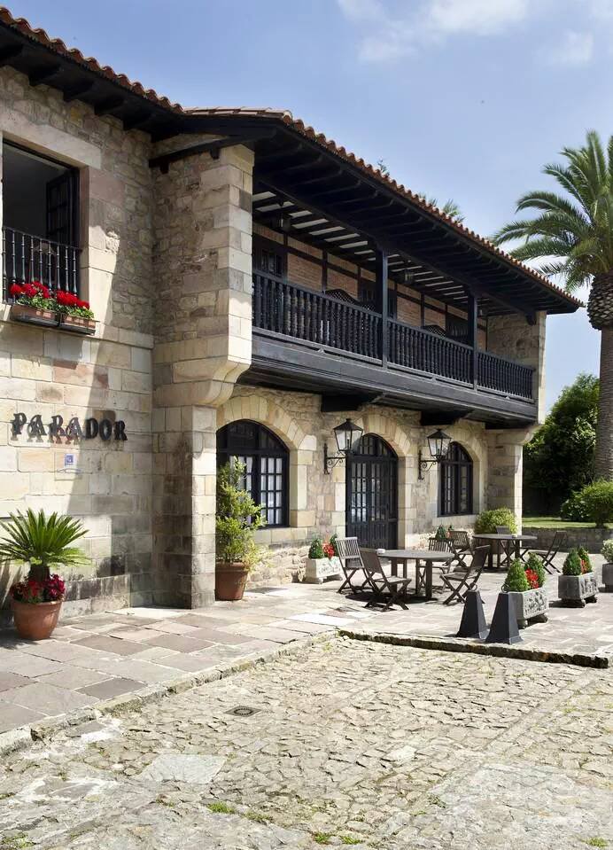 "Tienes q dar gracias de estar trabajando" "Si no la haces, no sirves". Así se contesta en 'Paradores' a las camareras de piso q no hacen una habitación cada 35 minutos csif.es/contenido/naci…