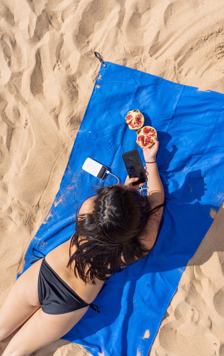 Looking for a portable charger to buy? Check this one out that I've been using on my trip! amazon.com/gp/product/B07…