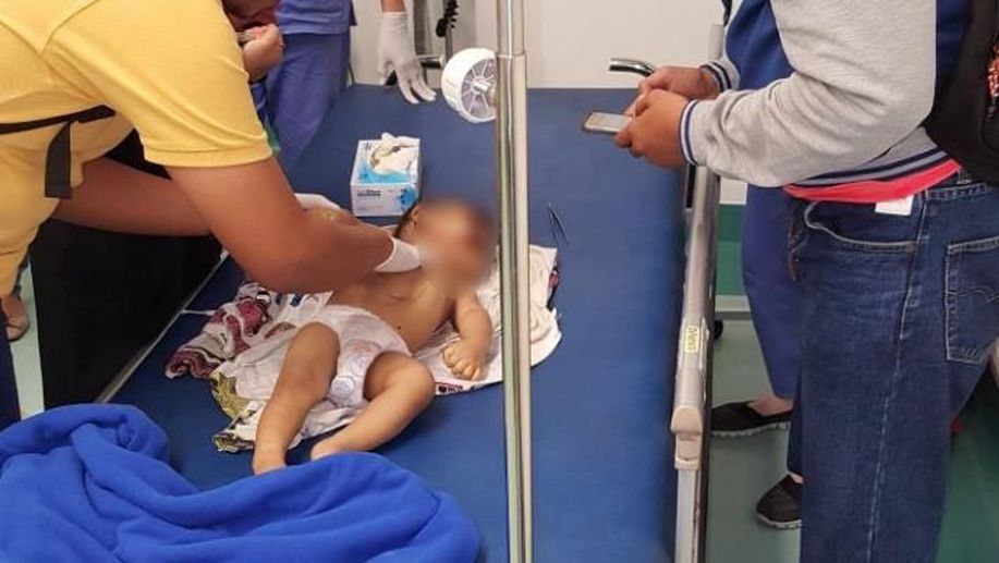 detikcom's tweet photo. Kejam, Bayi di Surabaya Tewas Dibanting Sang Ayah https://t.co/g9r7tcgNSZ https://t.co/SaBmlaF8me