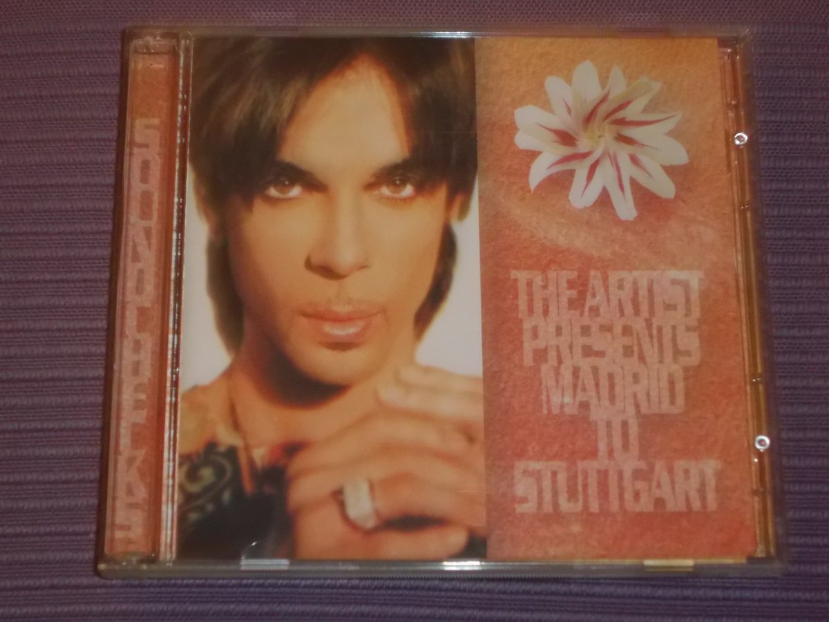 strollin319's tweet photo. O(+>Old Friends 4 Sale<+)O                               
#OldFriends4Sale #PrinceRogersNelson #Prince #Prn #PrinceAndTheRevolution #PrinceAndTheNewPowerGeneration #PrinceMadridToStuttgart2Cd #NewPowerSoulFestivalTour1998  #Prince4ever #PrinceArmy #PaisleyPark #Minneapolis #Mpls https://t.co/WxZwN3u4NB