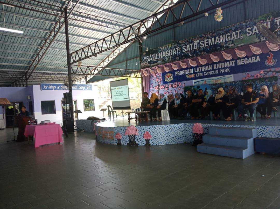 cancunpark's tweet photo. TB 8.1.2018  
Taklimat PTKL  dan sesi pengenalan JL.
#PLKN 2.0  
#PLKN2018
#WirawirawatiNegara 
#NadiNegaraku 
#JommasukPLKN https://t.co/EACsKXvCqo
