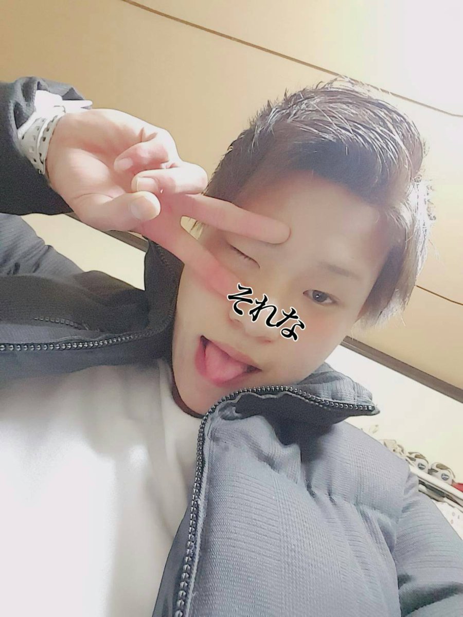 VBQBBFqtkBSo2cB's tweet photo. さやと18歳
めっちゃかっこいいし
優しいし
シャッフルダンスうまいから
フォローしてあげて https://t.co/N6fzNcWzo2