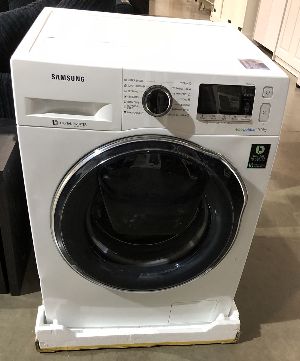 cataloguereturn's tweet photo. Samsung ecobubble washer ADDWASH 9kg rrp £749.99 OUR PRICE ONLY £400 (scratched &amp; dinted) @cataloguereturn #washer #addwash #brotherton #wf119hs #discountshop #lowpricesdaily https://t.co/WCi8YkAeW4