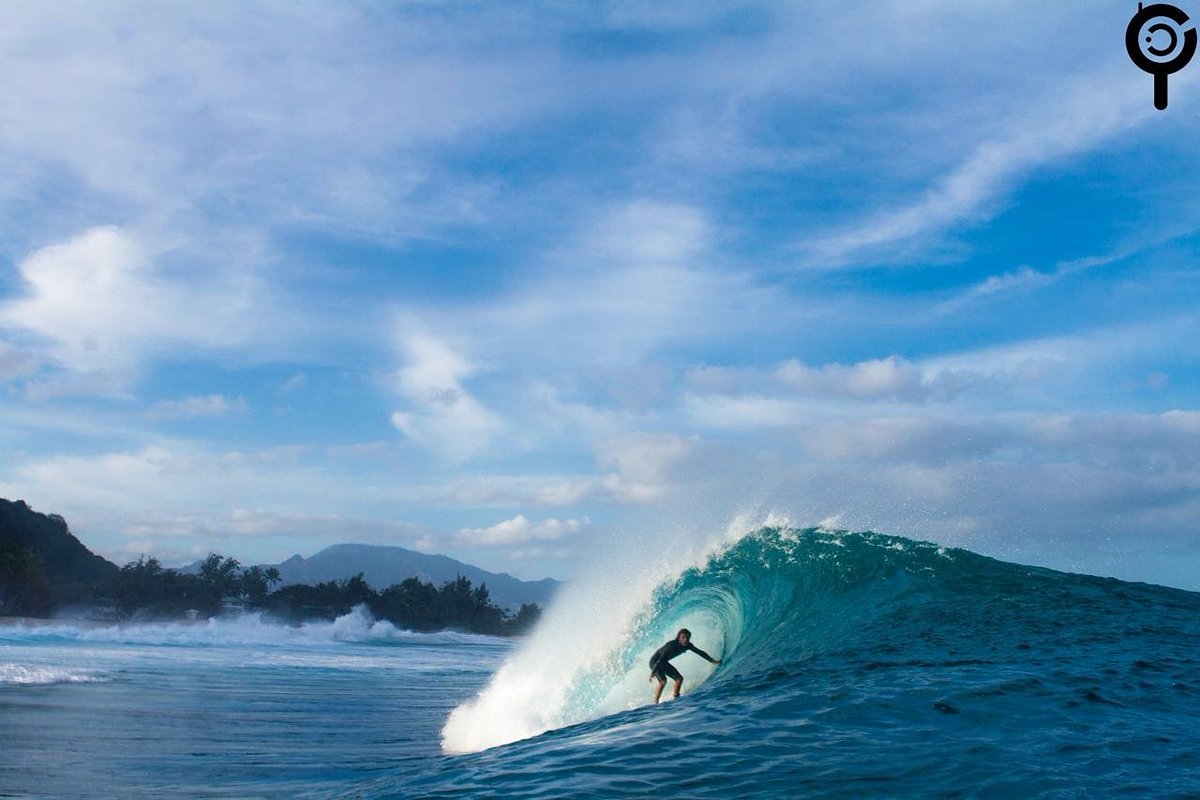 SurfingNationCR's tweet photo. Escoge bien tu profesión y no tendrás que trabajar un solo día de tu vida. 

@Mpsmalakai_deez en su tercera temporada en #Hawaii 

📷 @clarkecaptions 
#SurfeacomoTico #SurfingNationMag La Revista de Surf de #CostaRica https://t.co/RmaliPs3zI