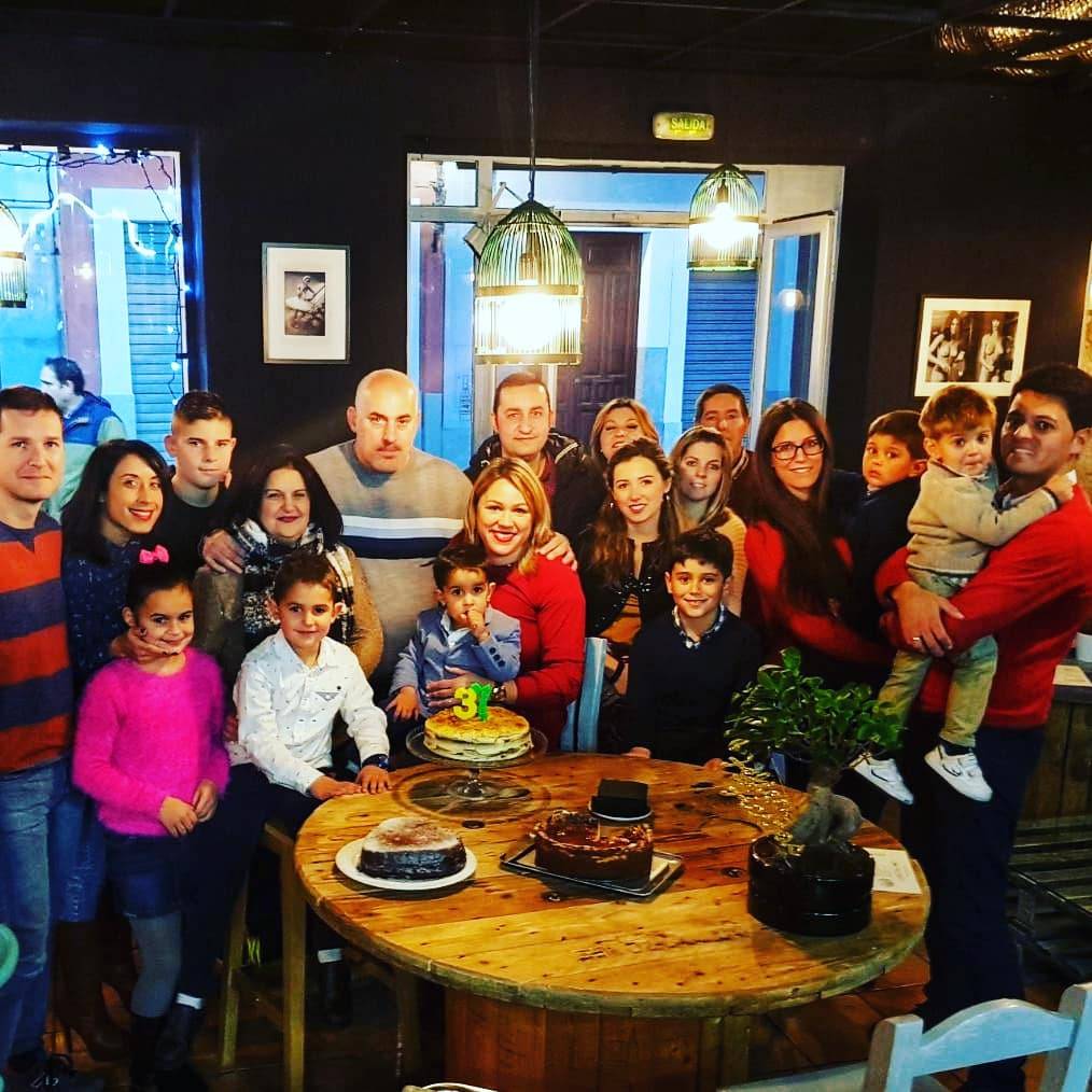 CoBreakfastClub's tweet photo. Mil gracias a todos los que habeis hecho posible que nuestras primeras navidades hayan sido todo un exito!!!  os esperamos con ganas @breakfast_club_c con muchos cambios!!!! #newyear #newproyect #newdishes #newteam #Reservaya #reservation reservas@breakfast-club.co #🤗🤗🤗 https://t.co/QSEtdyuZRR