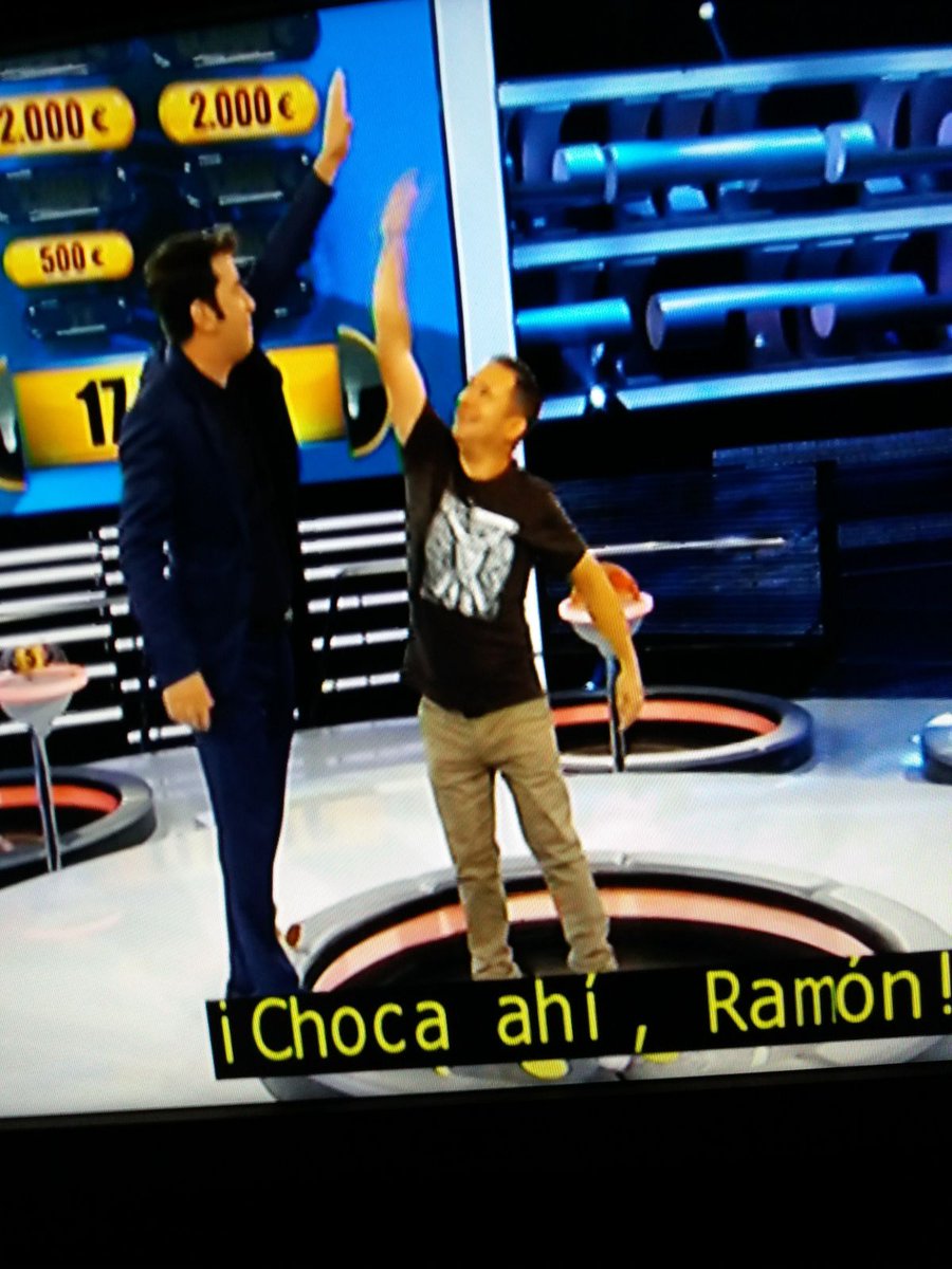 xlitosx's tweet photo. #ahoracaigo jajajajaja me encanta https://t.co/SYyAUK9KKy