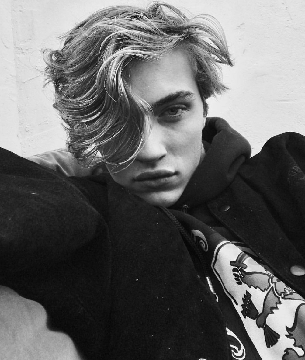 lionzkingx's tweet photo. ⌊ sᴇʙᴀsᴛɪᴀɴ ʜᴏғғᴍᴀɴɴ. ⌉

➳ ɴɪɴᴇᴛᴇᴇɴ ʏᴇᴀʀs ᴏʟᴅ

– ʏᴏᴜ ᴘʀᴏʙᴀʙʟʏ sᴛɪʟʟ ᴀᴅᴏʀᴇ ᴍᴇ ᴡɪᴛʜ ᴍʏ ʜᴀɴᴅs ᴀʀᴏᴜɴᴅ ʏᴏᴜʀ ɴᴇᴄᴋ. https://t.co/YyJ59acFHN