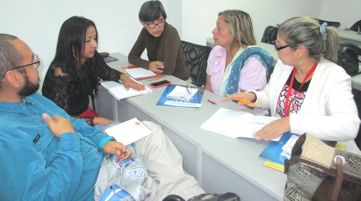 EscuelaFiscalMP's tweet photo. #Iniciamos | en la #FENFMP las clases del #NuevoDiplomado “Derechos de las Personas Refugiadas” | Horario: lunes y martes/ desde las 3:00 p.m. hasta las 6:00 p.m. https://t.co/QBXDOOI0ME