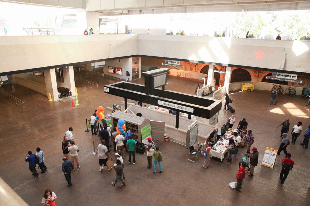 thefoodwell's tweet photo. The success of Fresh #MARTA Market is largely attributed to three main factors: affordability, accessibility and collaboration with local growers and services partners... Learn more about their to improve the health and nutrition of #Atlanta! https://t.co/e6s0soytgw #localfoodatl https://t.co/KIM7Km8zkB