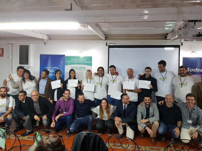 euturtenerife's tweet photo. "Emprendedores en turismo impulsarán sus negocios en febrero en Tenerife" ▶️ https://t.co/kDbEAtHldO #EUTUR #EstudiaEnLaCapitalDelTurismo https://t.co/RFeFhwVMPs