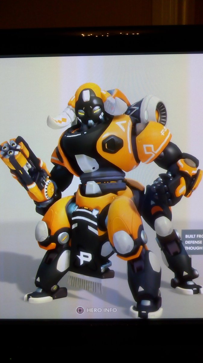 sammyash247's tweet photo. Couldn't resist getting the @PHL_Fusion Orisa skin. Not only is the skin beautiful but I'm now really hyped to see how well the team do in @overwatchleague Can't wait! https://t.co/vqhOOywMEE