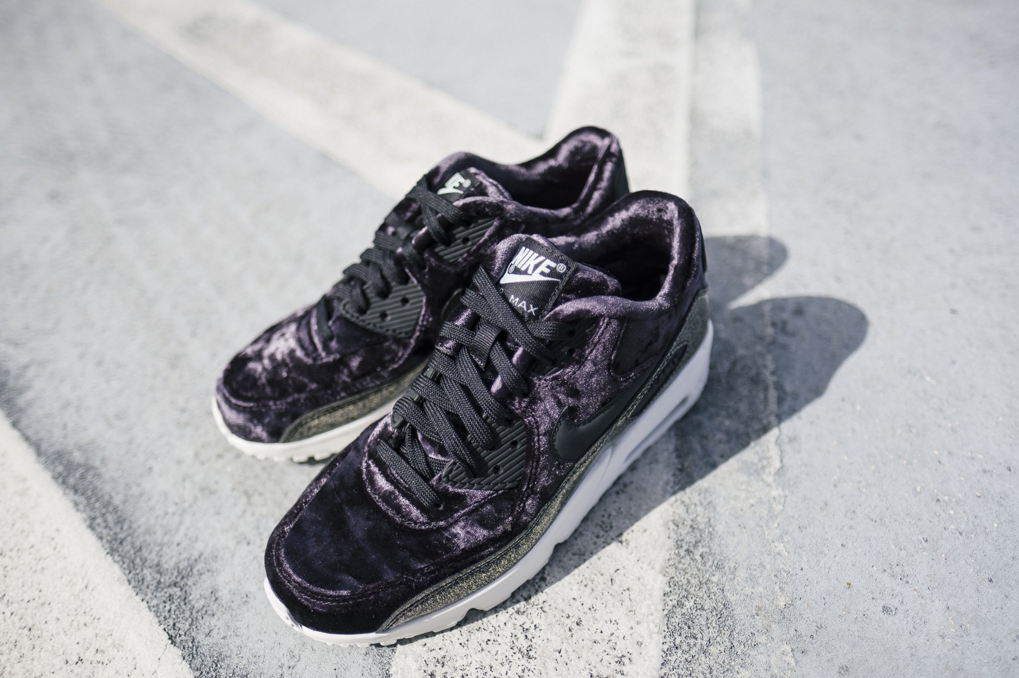 nike air max 90 pinnacle