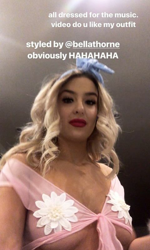 datcrazybitchan's tweet photo. Omg @bellathorne I told you that you would be a great stylist and you should think about it cuz @tanamongeau looks amazing https://t.co/2WaaotQ3gh