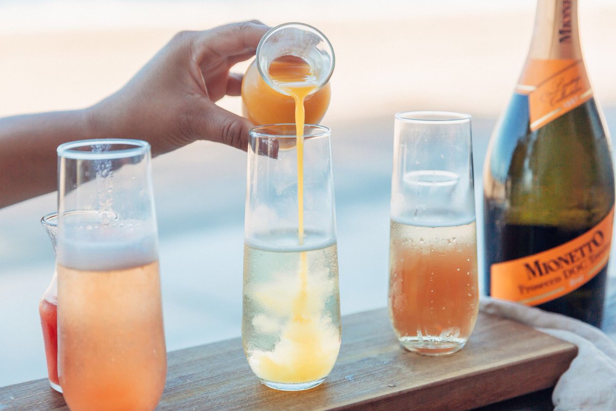 DraftSanDiego's tweet image. Kick these gloomy winter days to the curb with some mimosas for breakfast. Stop by weekdays 8-11am for sips &amp;amp; bites by the ocean.