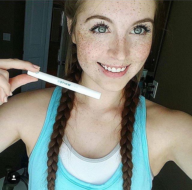 ProWhitePlus's tweet photo. Beautiful Danielle Boker💋 sharing her pearly whites with us !
#teethwhiteningtuesday #radiantsmile #teethgoals https://t.co/1l5820WTtS