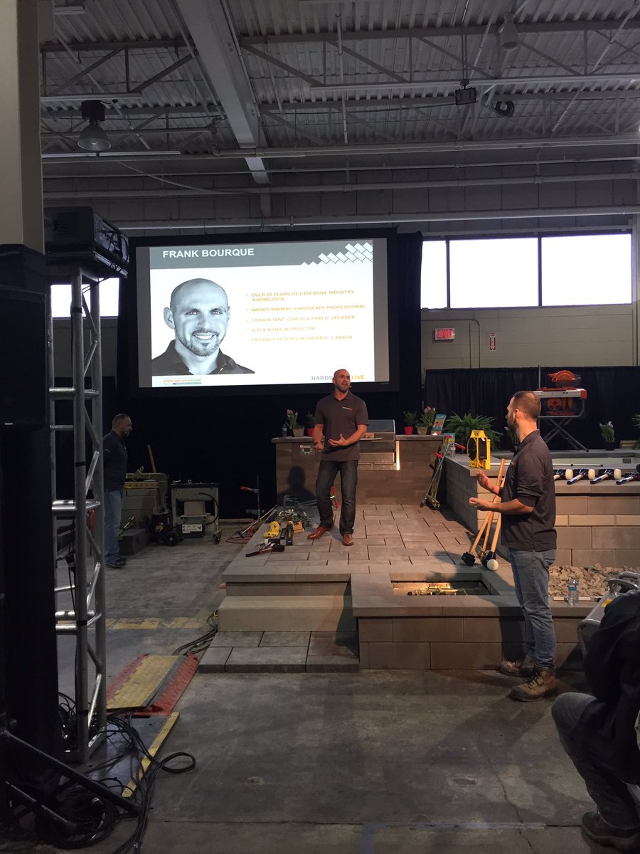 lmnnetwork's tweet photo. #toolsofthetrade session on now with @Frank_Bourque #HardscapeLive #LOCongress #GoLMN https://t.co/A24LFRI48c