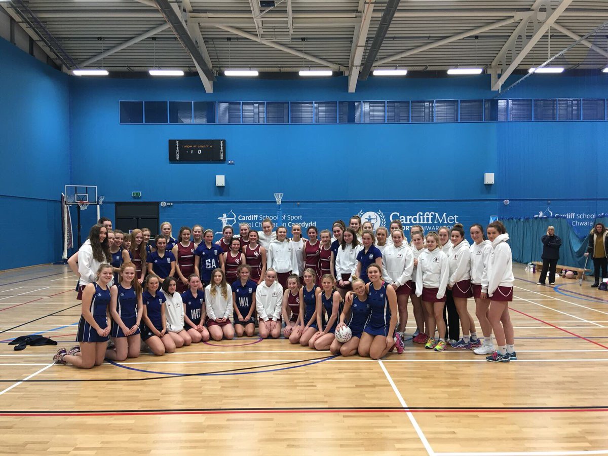 CanfordSport's tweet photo. Great end to the two days of pre season ! Nothing but good vibes to @CMetSandC @cardiffmet and Glamorgan valleys county team for making it so memorable. Priceless opportunity! Here is to the start of the season #NetballPreSeason https://t.co/FBEsJmeQKG