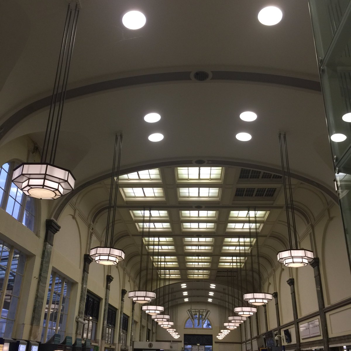 TamsinRussell's tweet photo. Want to be inspired? Looking to your future? Needing a lightbulb moment? Wanting to stop going round and round in circles?@MuseumsAssoc Moving on Up Monday 26 February 2018 in Cardiff visit our website for more details! #MOU18 https://t.co/YUDOT2UC20