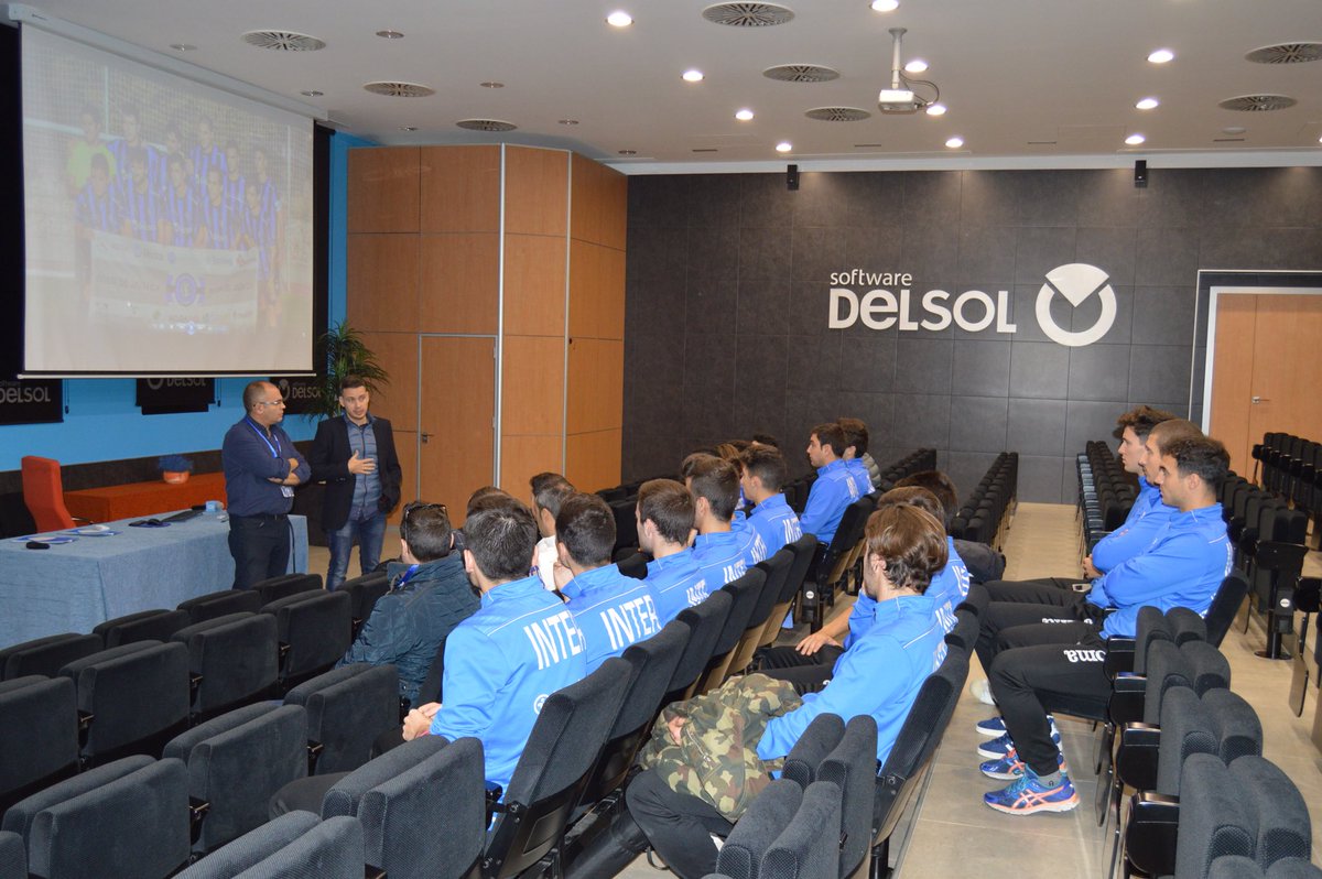 InterJaen's tweet photo. Os mostramos algunas de las imágenes tomadas en la visita de nuestro @InterdeJaencf a las magníficas instalaciones de @SoftwareDELSOL ,donde se firmó un convenio de colaboración entre ambas entidades ¡¡Un auténtico placer estar con nuestro sponsor!!
#softwaredelsol #interdejaencf https://t.co/3m6EN6w2fT