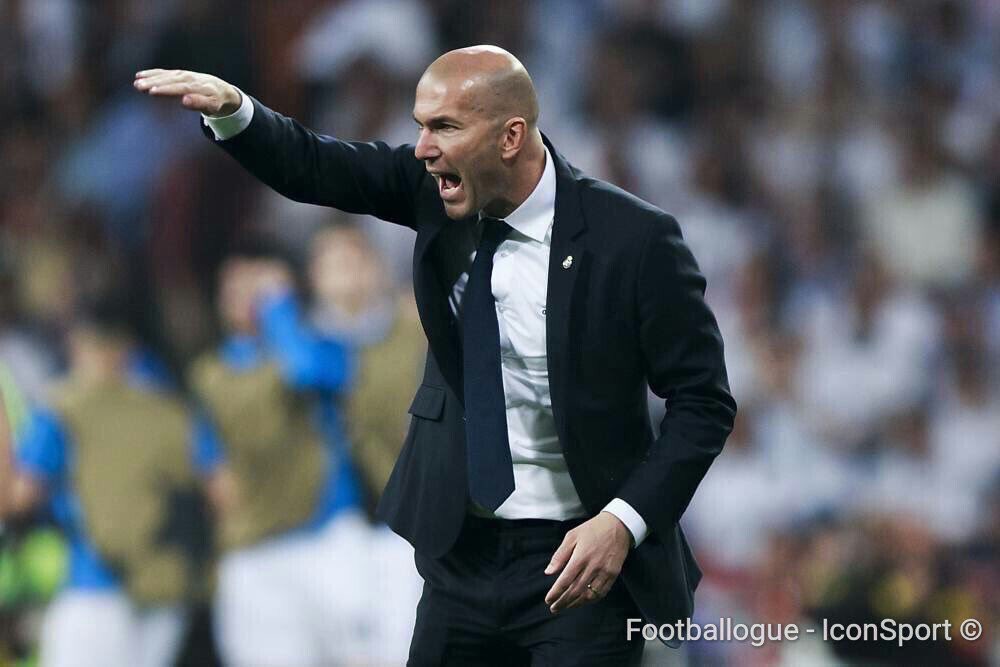 Footballogue's tweet photo. [#Décla💬] Zidane : "Je me dis 's'il me reste dix jours ici, et bien fais ces dix jours à fond. Si c'est six mois, fais ces six mois à fond'. Je ne pense pas à autre chose. Je sais que je ne vais pas rester dix ans" https://t.co/oohySvUJ1L
