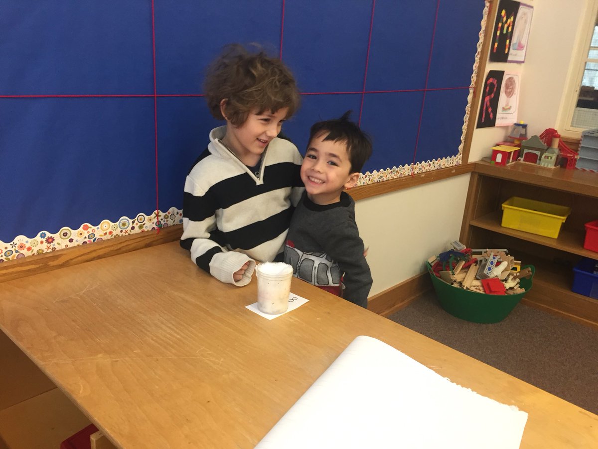 KeahLarsen's tweet photo. Day 2 of our snow experiment! Which cups full of snow melted first? Which cups melted last? Did any cups not melt at all? All depends on location...#FoxMeadowPride https://t.co/ChVR0tJqCx