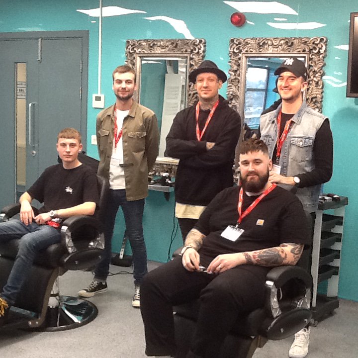 H2B_ExeColl's tweet photo. #Lukas MASTER BARBERS Tuesday 18th January ,Luka Sam and Ben educate @ExeterCollege 
Zeal salon. #Barber Team Legends. Students enjoy the session showing latest techniques in cutting, shaving, clipper - work and  #talkaboutbarberlife. https://t.co/aukDC04vTs