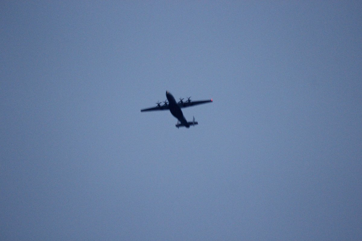 Rene_Hofmann_LE's tweet photo. was´n Geiler Sound..
#AntonovAirlines
#Antonov #AN22 UR-09307
ADB548F GML -> LEJ
#PlaneSpotting #AVGeek https://t.co/f8WyOv58NY