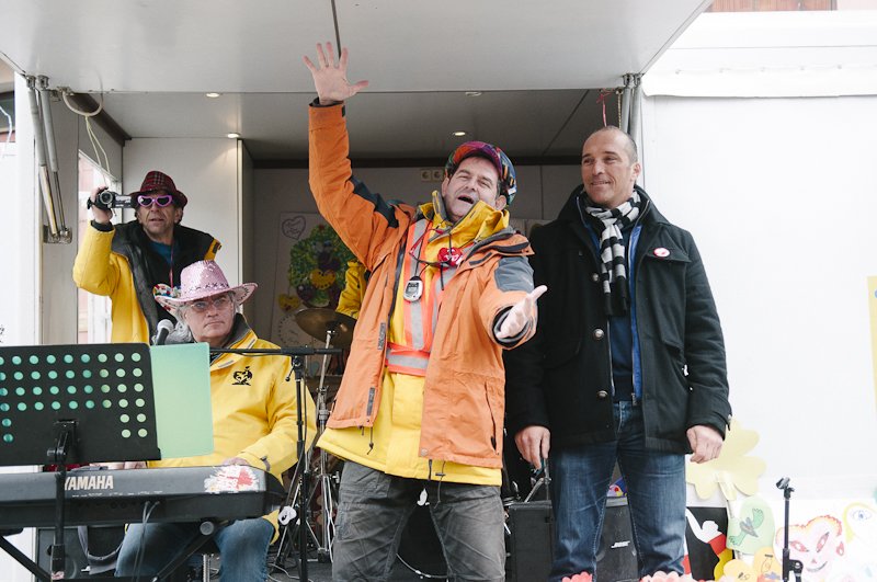 alain_somvang's tweet photo. Je partage avec vous des émotions. #throwback #souvenirs de la #cdc2013 #courseducoeur. J'étais accompagnateur photographe de l'équipe @Sapducoeur #sapfr @ocoustere @LaCourseduCoeur @ViePubliqueCom @DomMuet @jean_peyrot @AlirezaKhalvati @JeromeIvain @WALDENAGAIN @TransFormeDON https://t.co/nLb5cuKPgm
