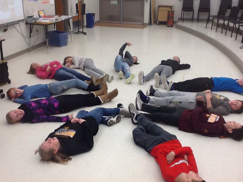 SusanJystad's tweet photo. Creating Snow Dances in music class today! #teamSnowDayAdventurers #imaginationrocks #InspireExcellence @KMeKyllo https://t.co/Zu6bUhB6WV