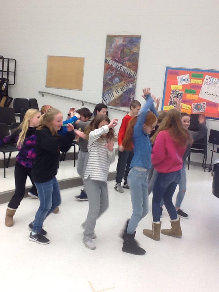 SusanJystad's tweet photo. Creating Snow Dances in music class today! #teamSnowDayAdventurers #imaginationrocks #InspireExcellence @KMeKyllo https://t.co/Zu6bUhB6WV
