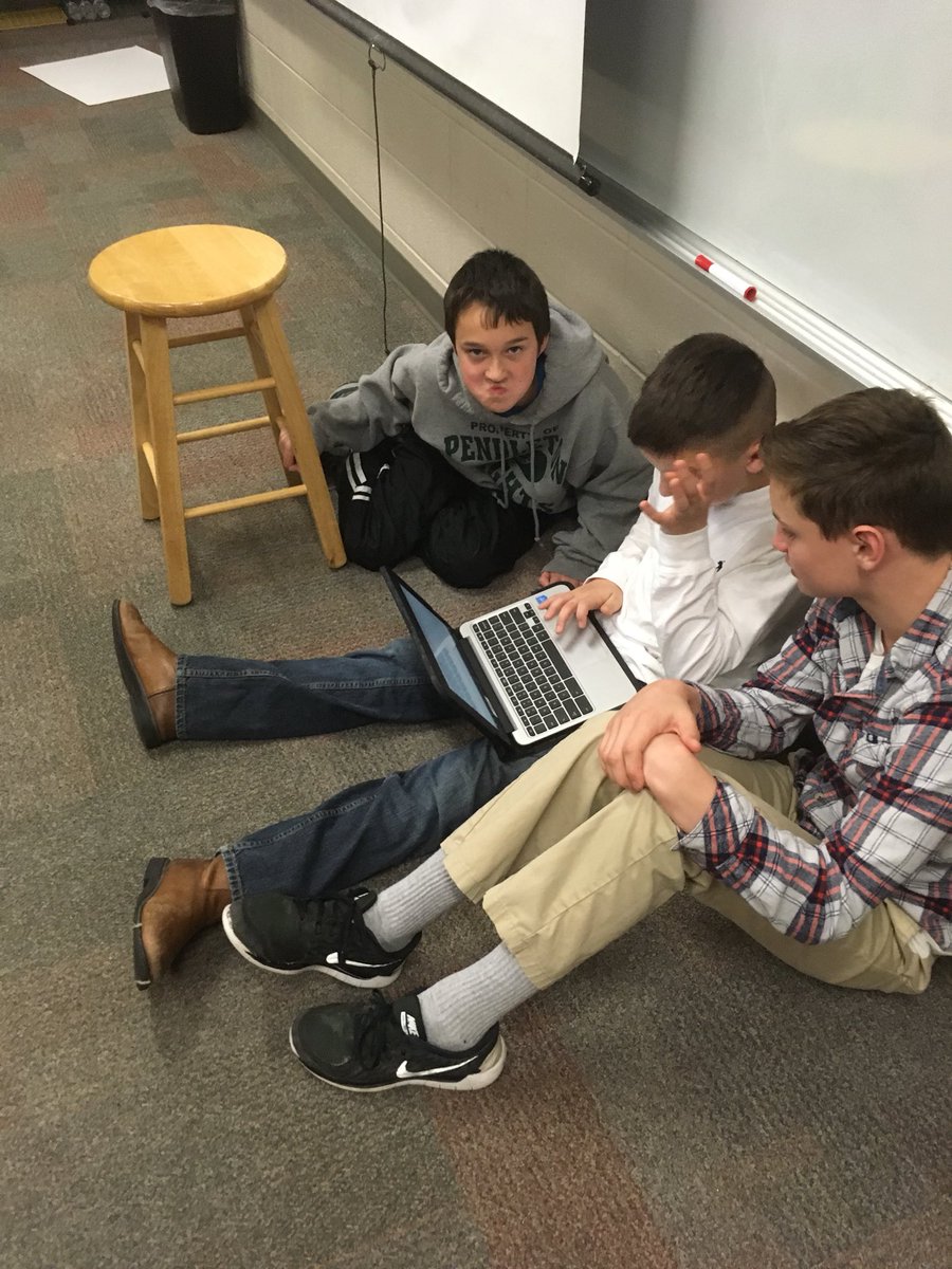 eesroom32's tweet photo. Students researching and designing persuasive posters as to which Greek God is the best. #EESArabians https://t.co/OVRCRO4A3b