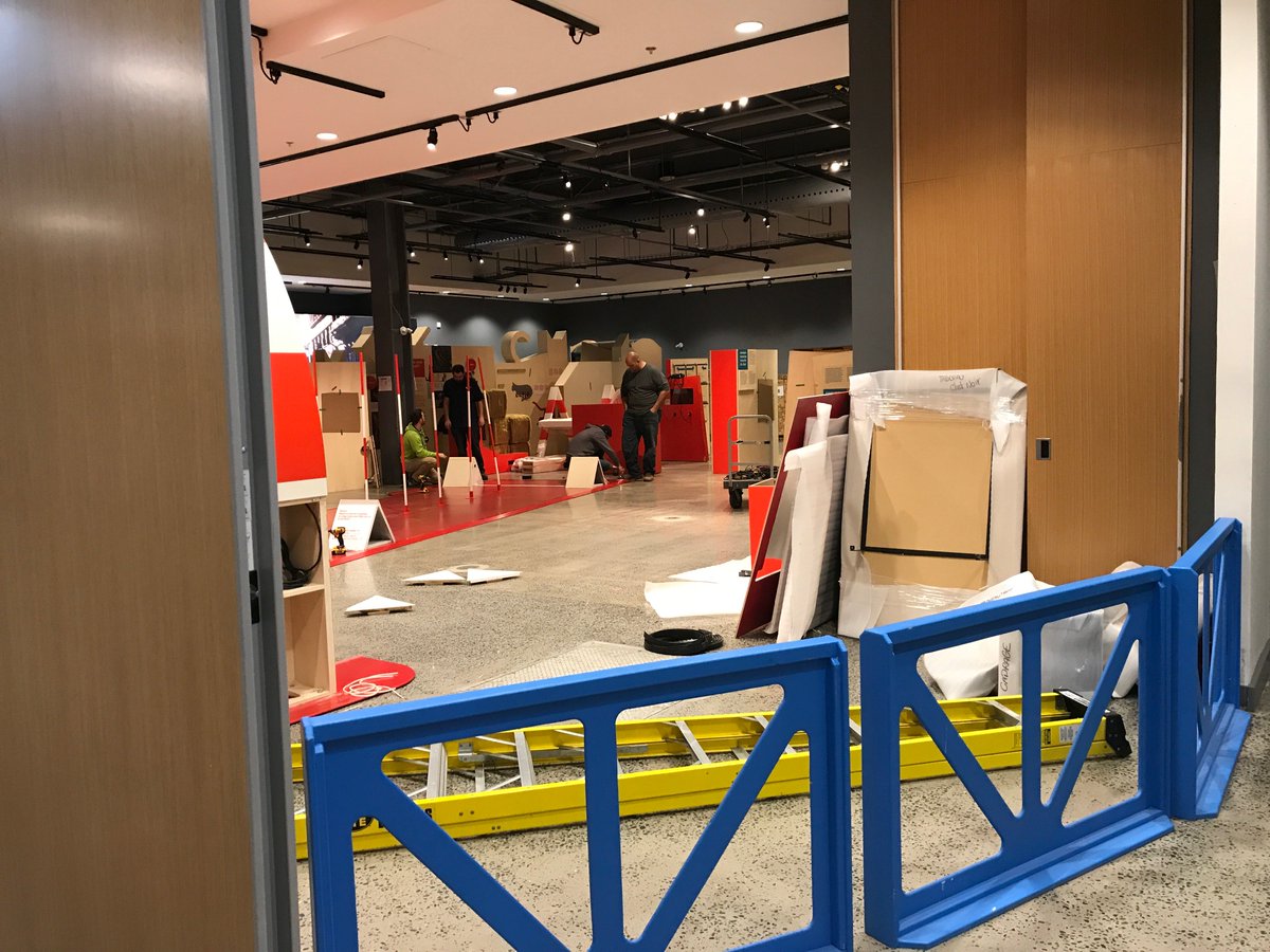 DiscoveryCntr's tweet photo. Our newest #FeaturedExhibit, Cats & Dogs, is being set up right now by our awesome exhibits team! Look for it opening this Friday! https://t.co/OjyFByE0TE