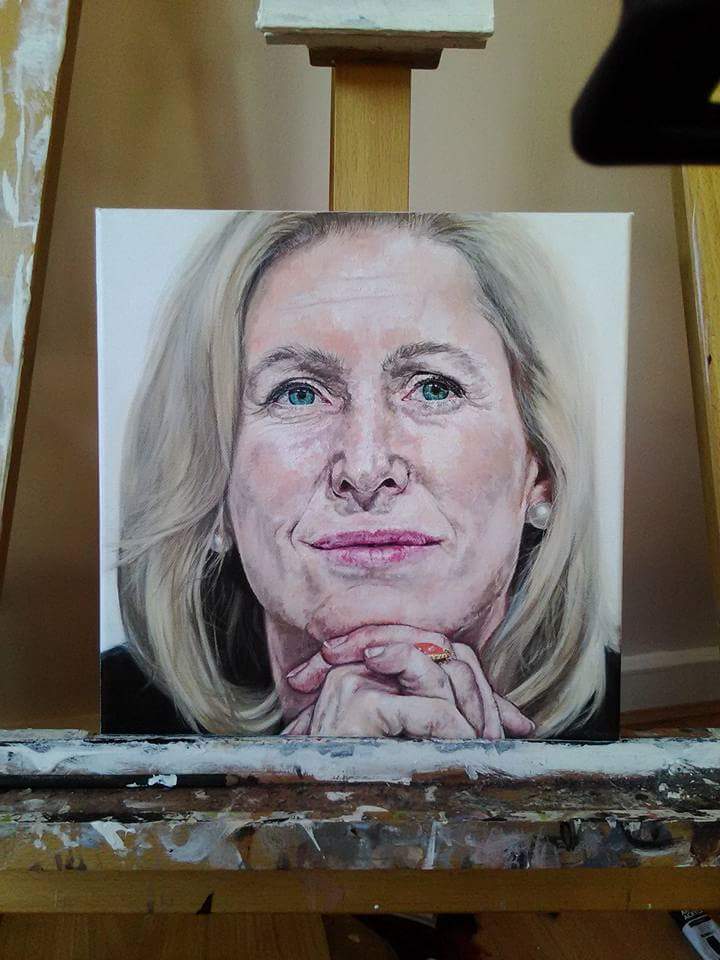 SALLYDYER's tweet photo. Got a letter in the post today from #NewYork Sen. Kirsten Gillibrand thanking me for a painting I recently did of her. #sohappy #artistsontwitter #portraits https://t.co/qzYnHWWCjm