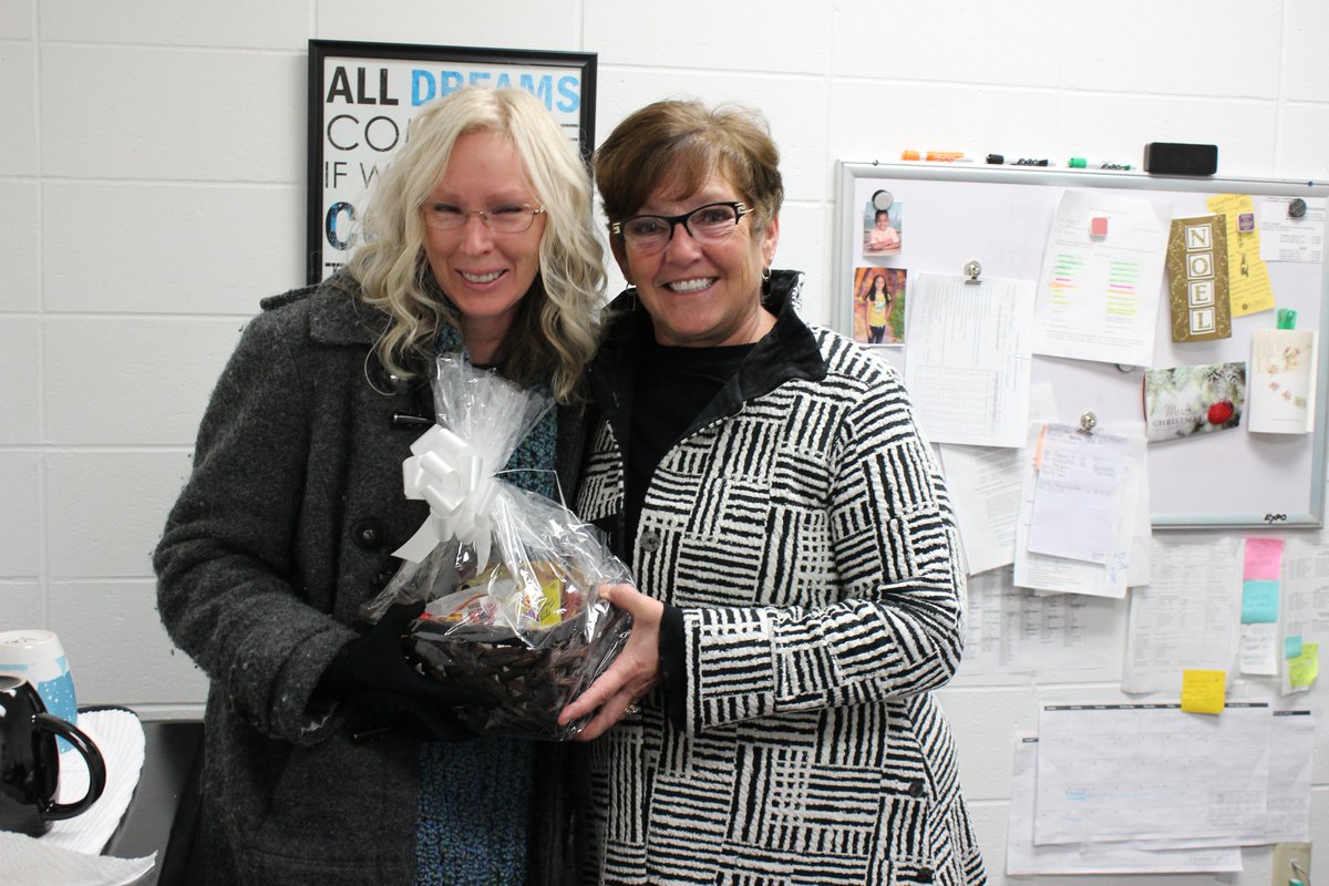 MRI_Decatur's tweet image. MRI's Employee of the Month for December is Joy Pullium! See the full nomination on our blog. maconresources.org/december-emplo…