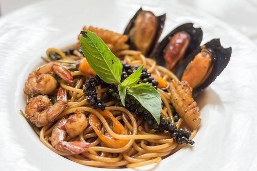 CalabriasPizza's tweet photo. Mussels or calamari. Clams or shrimp. Our seafood is as fresh as the ingredients they're paired with. Call to make a reservation at 973-992-8496. You'll be glad you did. #Seafood #Calabria #FreshOnly https://t.co/cxWSCnPkas