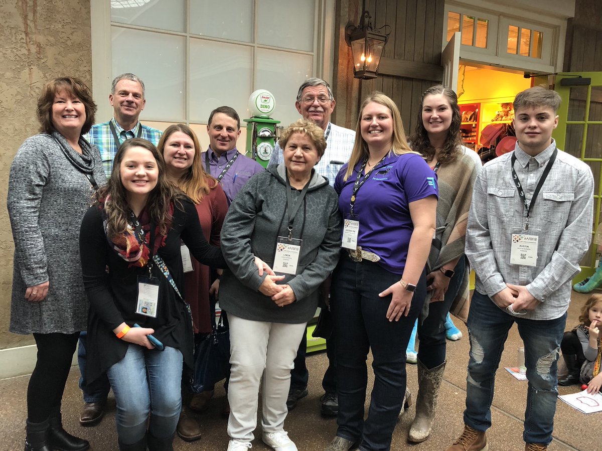 jaxlef14's tweet image. Be sure to check out my Instagram post to read all about my trip to Nashville! Thanks to @KSFarmBureau for all the memeories over the last year. This past year has been one for the books! Excited for what’s to come... Stay Tuned! 
instagram.com/p/BdusMrqHuF_/
#AFBF18