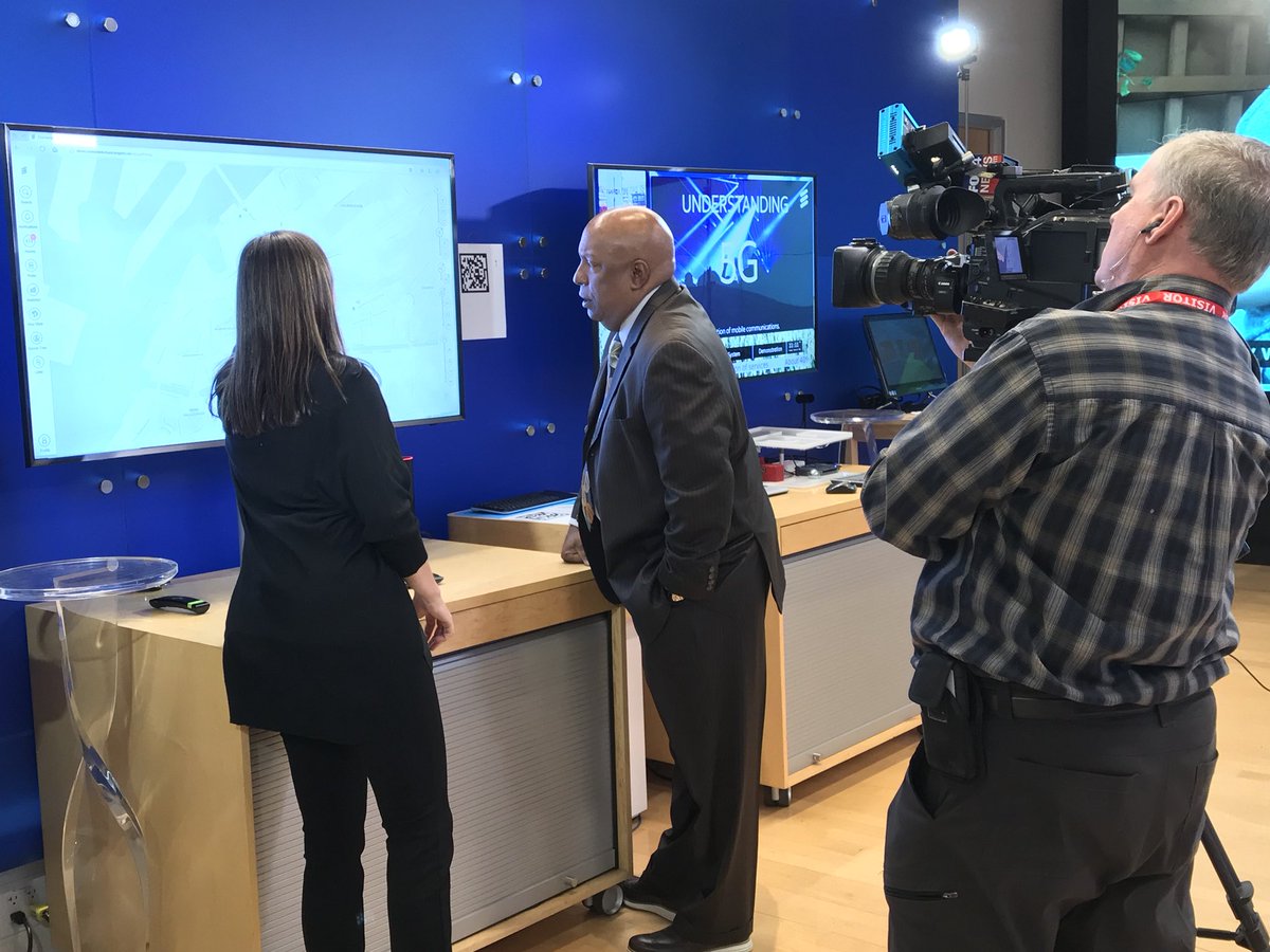cmatthias34's tweet photo. Great to have @shaunrabbfox4 and Bob from @FOX4 at @EricssonNA to chat about @CityOfDallas Smart city traffic solution. https://t.co/F1slTG7pM4