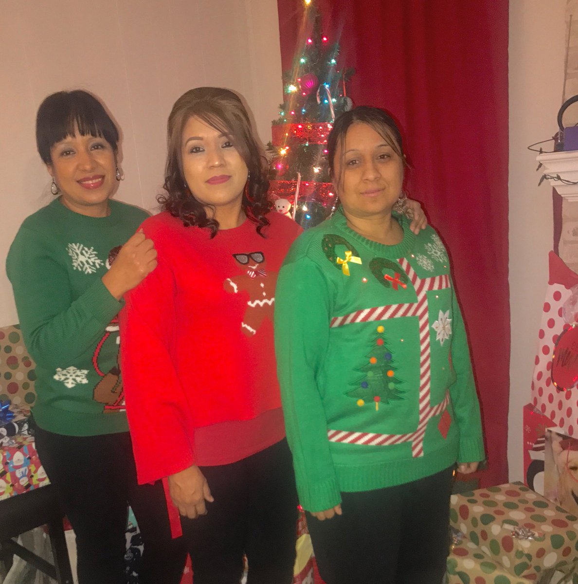 Yo y Mis hermanas 🎄 2017