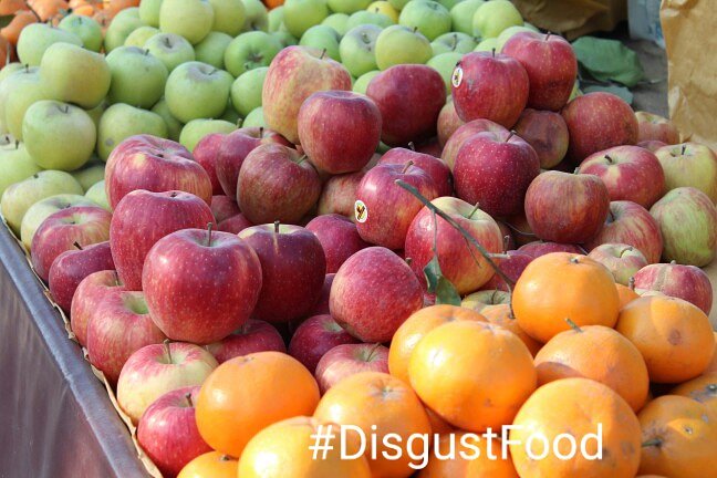 DisgustFood's tweet photo. Eating fruits provide healthy benefits. People who eat more fruits are likely to have less risk of any chronic disease. Fruits provide nutrition and other vitamins. 
#CandayByNature #HeathIsWealth #HealthyLife #EatRight #FreshFruits #TastyFruits #FruitsForHealth https://t.co/Fq4LPyAG67