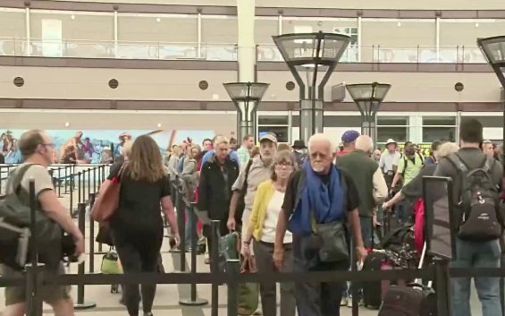 ShareARoom's tweet photo. You Won't Need Additional ID for Domestic Air Travel Just Yet (Video) https://t.co/OIRNQPg2KW https://t.co/wVVk50SJUE