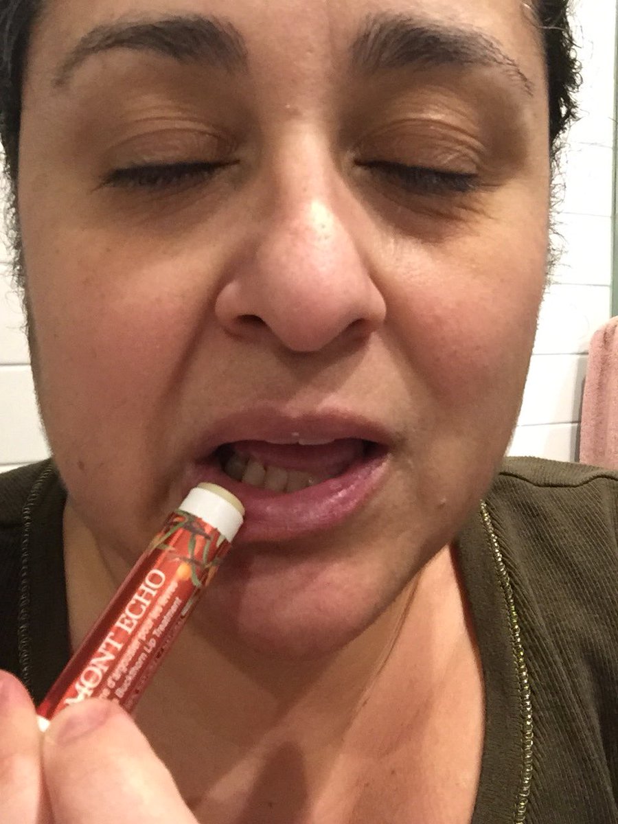 MyBitsandBleeps's tweet photo. My lips 👄 are much smoother now! Must be the therapeutic qualities of the Sea Buckthorn.  It’s found in my makeup bag. #montecho #natural #naturel #beauty #skincare #healing #seabuckthorn #healthyskin #naturalskincare #beautiful #crueltyfree #ecofriendly @montecho @M2brands #ad https://t.co/2uegoPHxV2