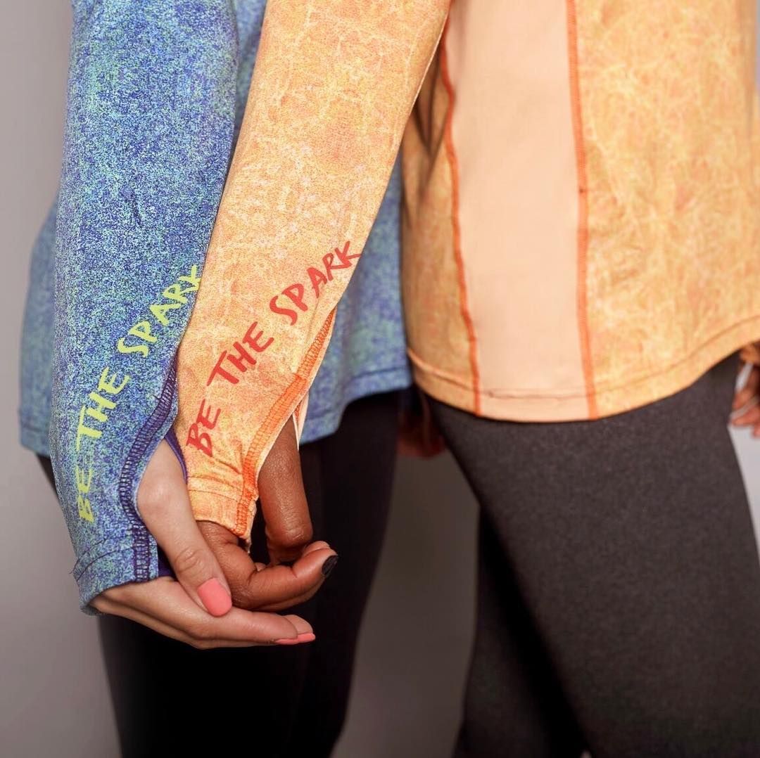 SparkFireActive's tweet image. Happy #GivingTuesday! With every #SparkFire 💙 purchase you make, you give back to #girlseducation 📙! buff.ly/2yxQ6i1