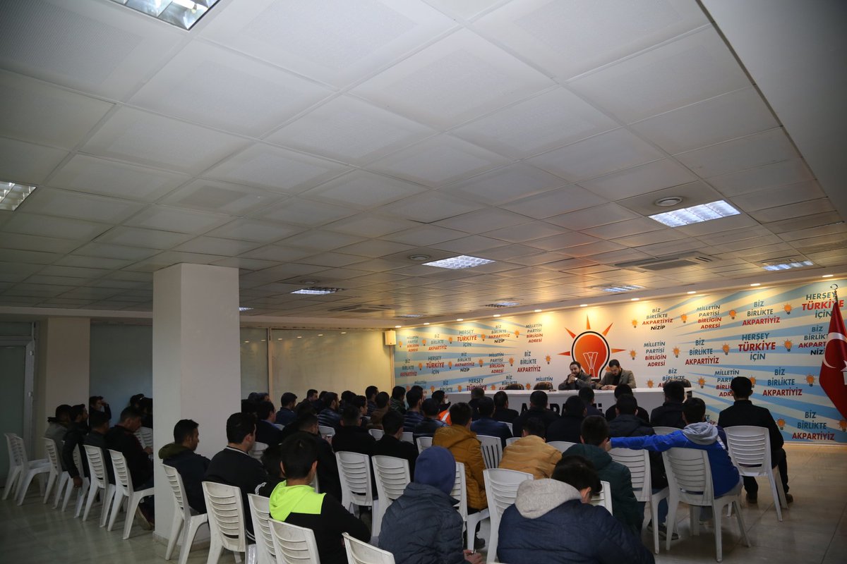 Haftalık toplantımızı <a href="/Mesutataoglu/">Mesut Hüseyin Ataoğlu</a> Başkanımızın önderliğinde gerçekleştirdik. 
#nizip #akgençlik #Akparti