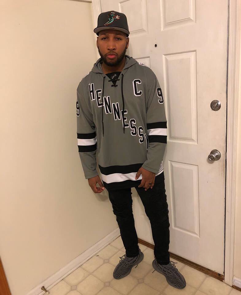 GreenstreamWrld's tweet photo. U lackin without dis Greenstream x hennessy vs limited hockey jersey limited sizes still available (link in bio) https://t.co/Og12MJFf9t