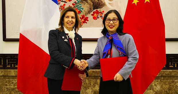 LesEchos's tweet photo. Sodexo signe un contrat de 400 millions d'euros avec le chinois Huawei >> https://t.co/QhFEjuAHeX https://t.co/s9y1byj9dp