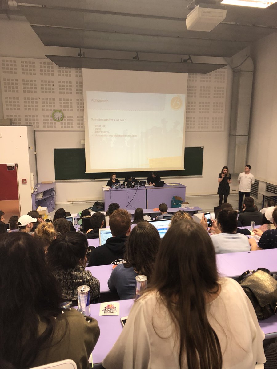 KOllitrault's tweet photo. Représentation d’@AgoraAes à l’Assemblée Générale Extraordinaire de la @fedeb29. 
Au programme Adhésions, cooptation de nouveaux membres du bureau fédéral, reforme du règlement intérieur et budget prévisionnel annuel ! #Agora  #Brest #FedeB https://t.co/AszlQrV2Ms