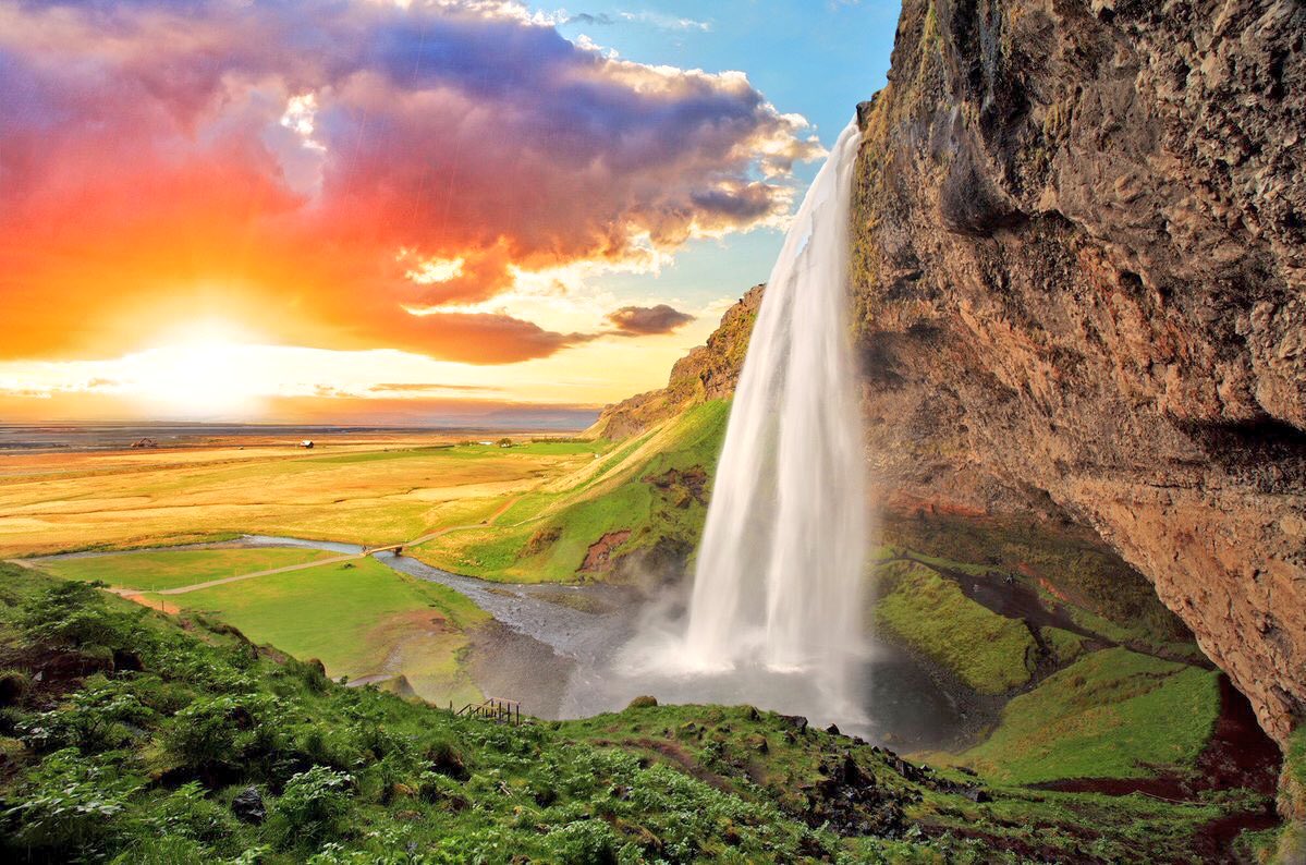 " One way to keep #momentum going is to have consistently greater #goals " Michael Korda