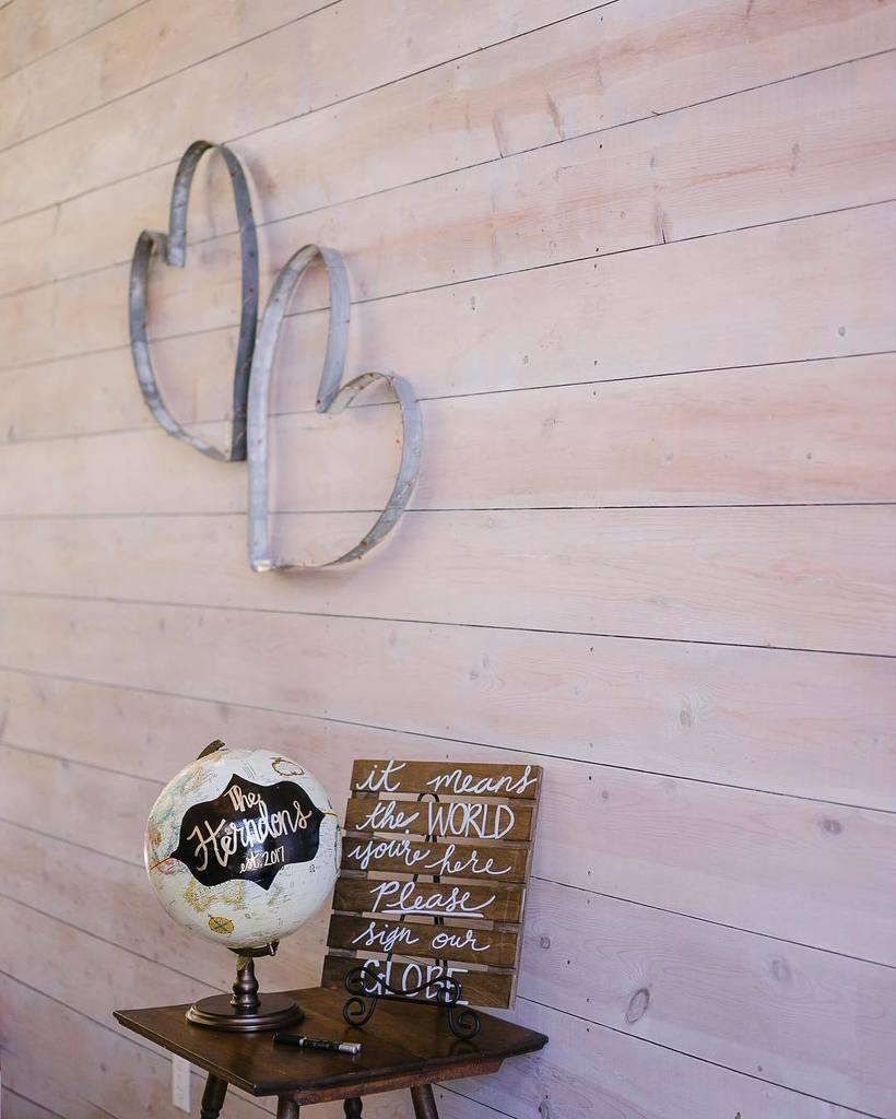 exposetheheart's tweet photo. Great idea for a guest book 📖. What do you think?
.
.
.
.
.
#sanantonioweddingphotographer #sanantonioweddings #sanantonioweddingphotography #sanantoniowedding #weddinginspiration #wedding #bride #weddingday #weddingphotography #weddingdress #love #w… https://t.co/e2vPzArfnu https://t.co/pKMPWg9JlA